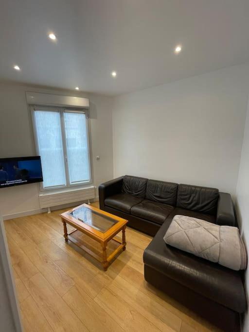 Paris Centre Clamart Hopital Percy Appart 2 Pieces Tres Lumineux Grand Ngoại thất bức ảnh