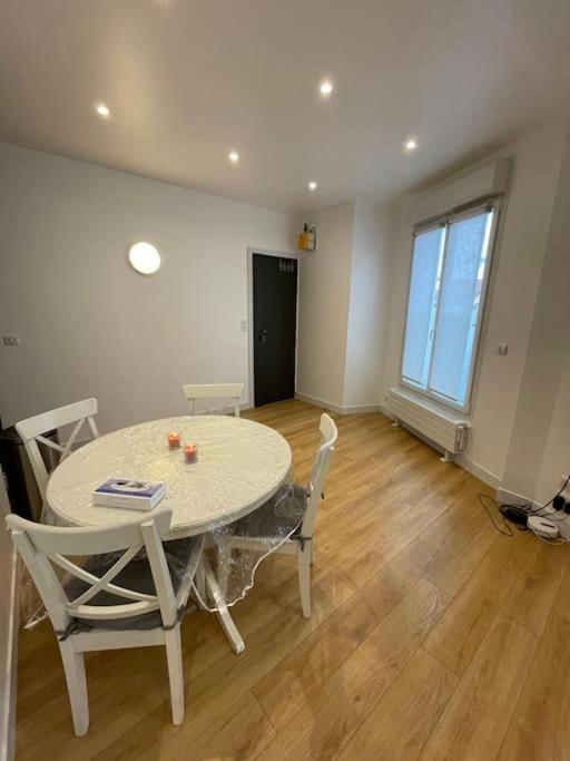 Paris Centre Clamart Hopital Percy Appart 2 Pieces Tres Lumineux Grand Ngoại thất bức ảnh